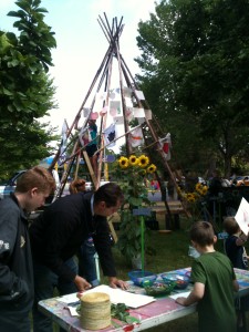 Kids and adults alike enjoyed decorating the garden wigwam with their hand drawn fruits and vegetables.